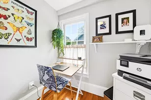 11 Beacon St, Woburn, MA 01801 - Photo 26
