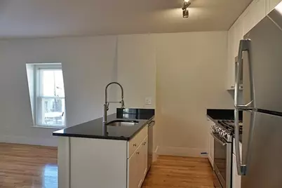 4 Osgood St #3, Somerville, MA 02143 - Photo 8