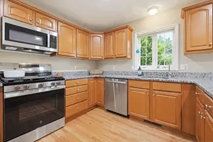 47 Terry Ln, Plainville, MA 02762 - Photo 16