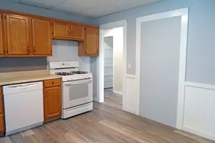14 Elm St, Middleborough, MA 02346 - Photo 4