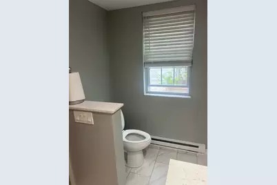 109 Eddywood St, Springfield, MA 01118 - Photo 14