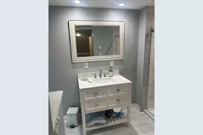 109 Eddywood St, Springfield, MA 01118 - Photo 12