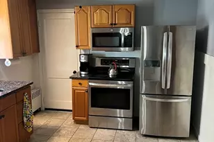 109 Eddywood St, Springfield, MA 01118 - Photo 26