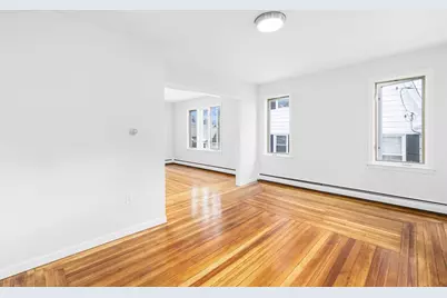 1268 President Ave, Fall River, MA 02720 - Photo 14