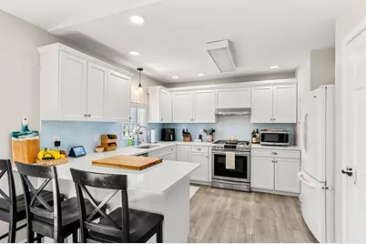 38 Sandra Road, Peabody, MA 01960 - Photo 16