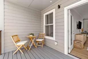 16 Franklin St, Salem, MA 01970 - Photo 12