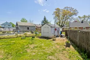 15 Merida St, Springfield, MA 01104 - Photo 26