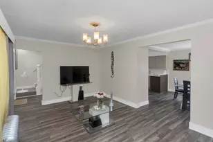 15 Merida St, Springfield, MA 01104 - Photo 10