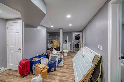 278 Division St, Fall River, MA 02721 - Photo 32