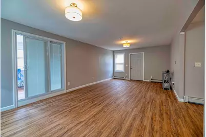 278 Division St, Fall River, MA 02721 - Photo 4