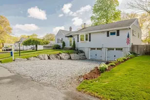 70 Ricard St, Seekonk, MA 02771 - Photo 2