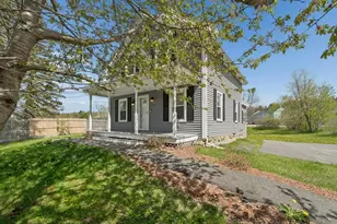 365 Clark St, Gardner, MA 01440 - Photo 4