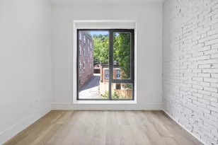 1578 Beacon St, Boston, MA 02446 - Photo 10