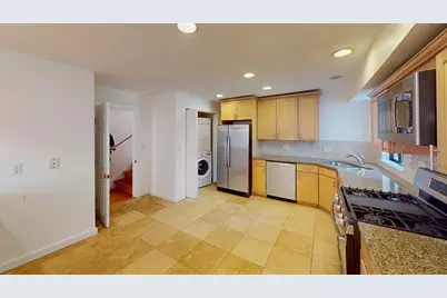 22-24 Broadlawn Park #22, Boston, MA 02467 - Photo 2