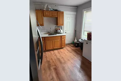 8 Ogden St, Boston, MA 02124 - Photo 6