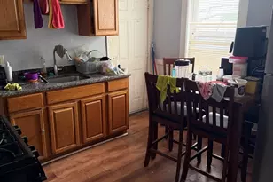 8 Ogden St, Boston, MA 02124 - Photo 12
