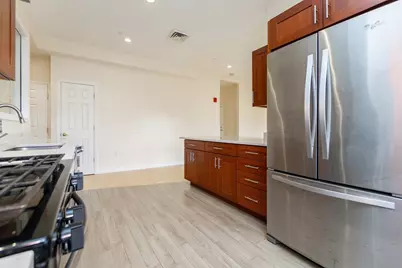 909 Hancock St #1, Quincy, MA 02170 - Photo 4