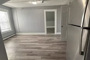 104 Concord St, Lowell, MA 01852 - Photo 2
