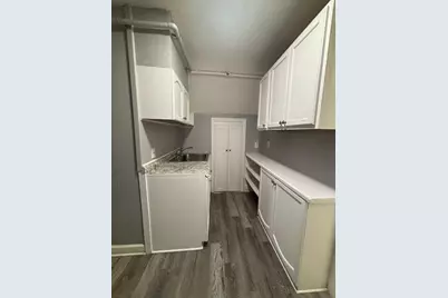104 Concord St #3, Lowell, MA 01852 - Photo 4