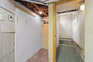 781 Southern Artery, Quincy, MA 02169 - Photo 32