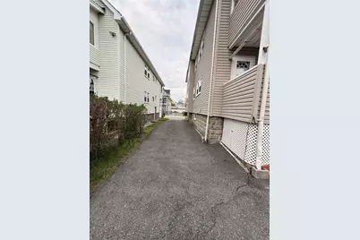 35-37 Springdale St #35, Malden, MA 02148 - Photo 16