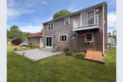 34 Windsor Way, Mashpee, MA 02649 - Photo 4