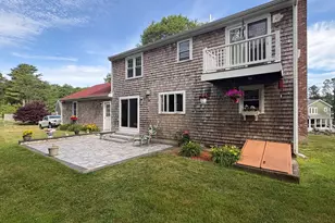 34 Windsor Way, Mashpee, MA 02649 - Photo 4