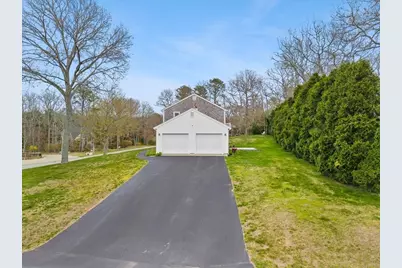 34 Windsor Way, Mashpee, MA 02649 - Photo 8