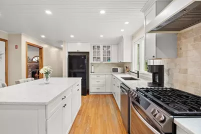 34 Windsor Way, Mashpee, MA 02649 - Photo 14