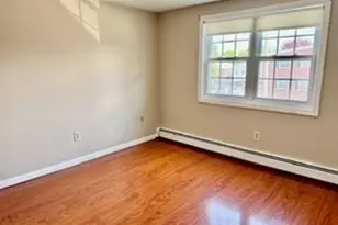 305 Pine St, Lowell, MA 01851 - Photo 12