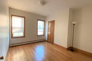 39 Paris St, Medford, MA 02155 - Photo 2