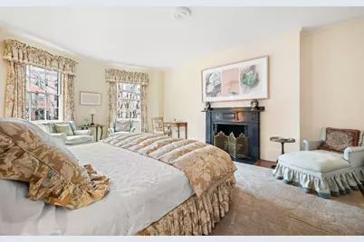 22 Louisburg Square, Boston, MA 02108 - Photo 20