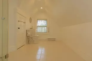 77 Nonotuck St, Holyoke, MA 01040 - Photo 12