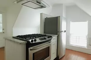 77 Nonotuck St, Holyoke, MA 01040 - Photo 6