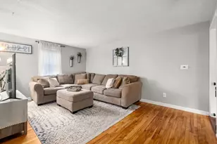 31 Lexington, South Hadley, MA 01075 - Photo 6