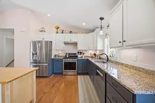 194 Miller St, Middleborough, MA 02346 - Photo 12