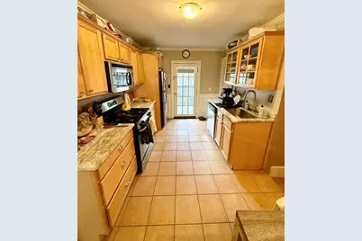415 West 4th St #1, Boston, MA 02127 - Photo 2