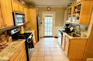 415 W Fourth St, Boston, MA 02127 - Photo 2