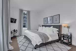 537 E 1st St, Boston, MA 02127 - Photo 14