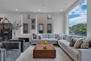537 E 1st St, Boston, MA 02127 - Photo 10