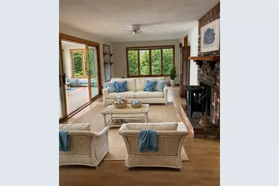 670 Eastside Rd, Wrentham, MA 02093 - Photo 4
