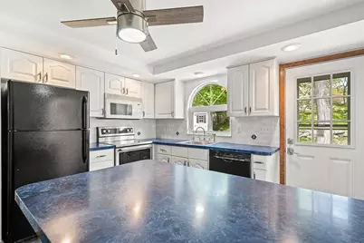 365 Main Street, Saugus, MA 01906 - Photo 10