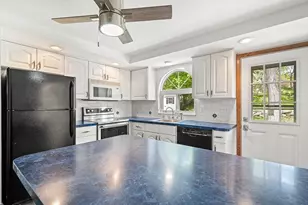 365 Main St, Saugus, MA 01906 - Photo 10