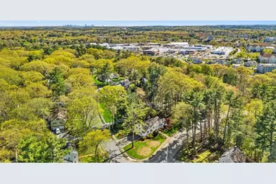1 Westway, Lynnfield, MA 01940 - Photo 4