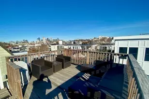 227 Bowen St, Boston, MA 02127 - Photo 20