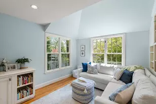 14 Standish Rd, Wellesley, MA 02481 - Photo 12