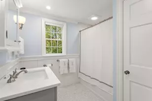 14 Standish Rd, Wellesley, MA 02481 - Photo 24