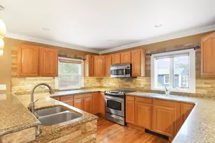 56 Chipaway Rd, Freetown, MA 02717 - Photo 2