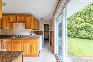 15 Mishawum Dr, Dartmouth, MA 02748 - Photo 20