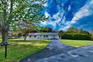 15 Mishawum Dr, Dartmouth, MA 02748 - Photo 2